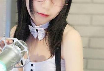 逐月Su&猫耳娘的奇妙写真之旅：原图中藏着猫的心情