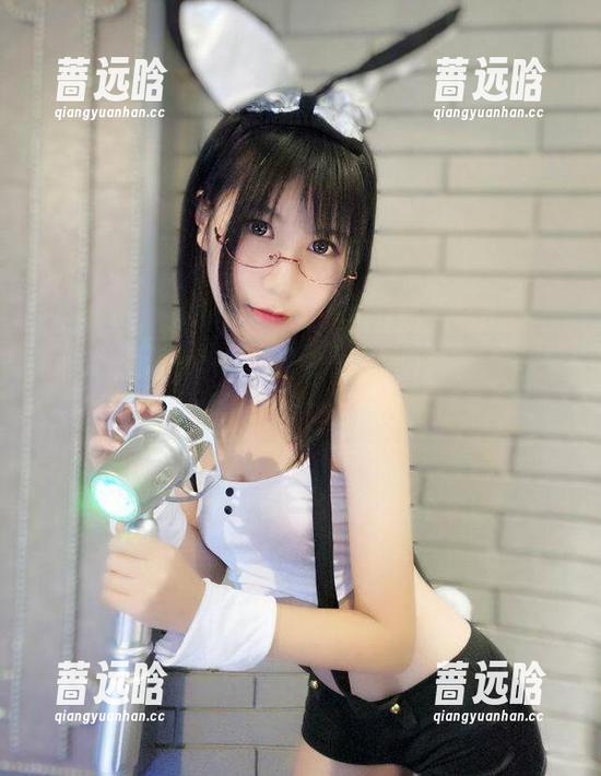 逐月Su&猫耳娘的奇妙写真之旅：原图中藏着猫的心情