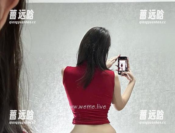 微密圈 - 醇子小姨的最新写真下载，让人怦然心动的姨姨来抓你了！