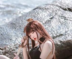 想知道阿薰kaOri的校园趣事？作品集里的资源才是关键