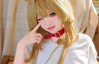 阿薰kaOri的连体衣写真：身材与气质的完美互补，妥妥的炸裂