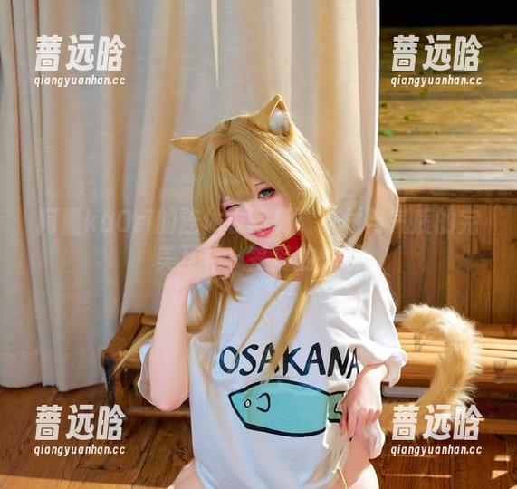阿薰kaOri 阿薰kaOri的连体衣写真:身材与气质的完美互补,妥妥的炸裂