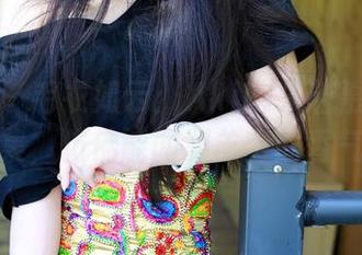 青豆客 - 毛衣如云：Akiki朱若慕最新写真集，仿佛能闻到羊毛的香气。