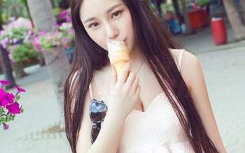 青豆客 - 黄可christine学妹的写真时光机：一图包瞬间穿越！